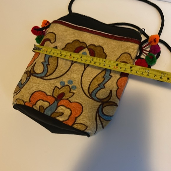 Embroider Small Detail Light Market Sac - Picture 10 of 10